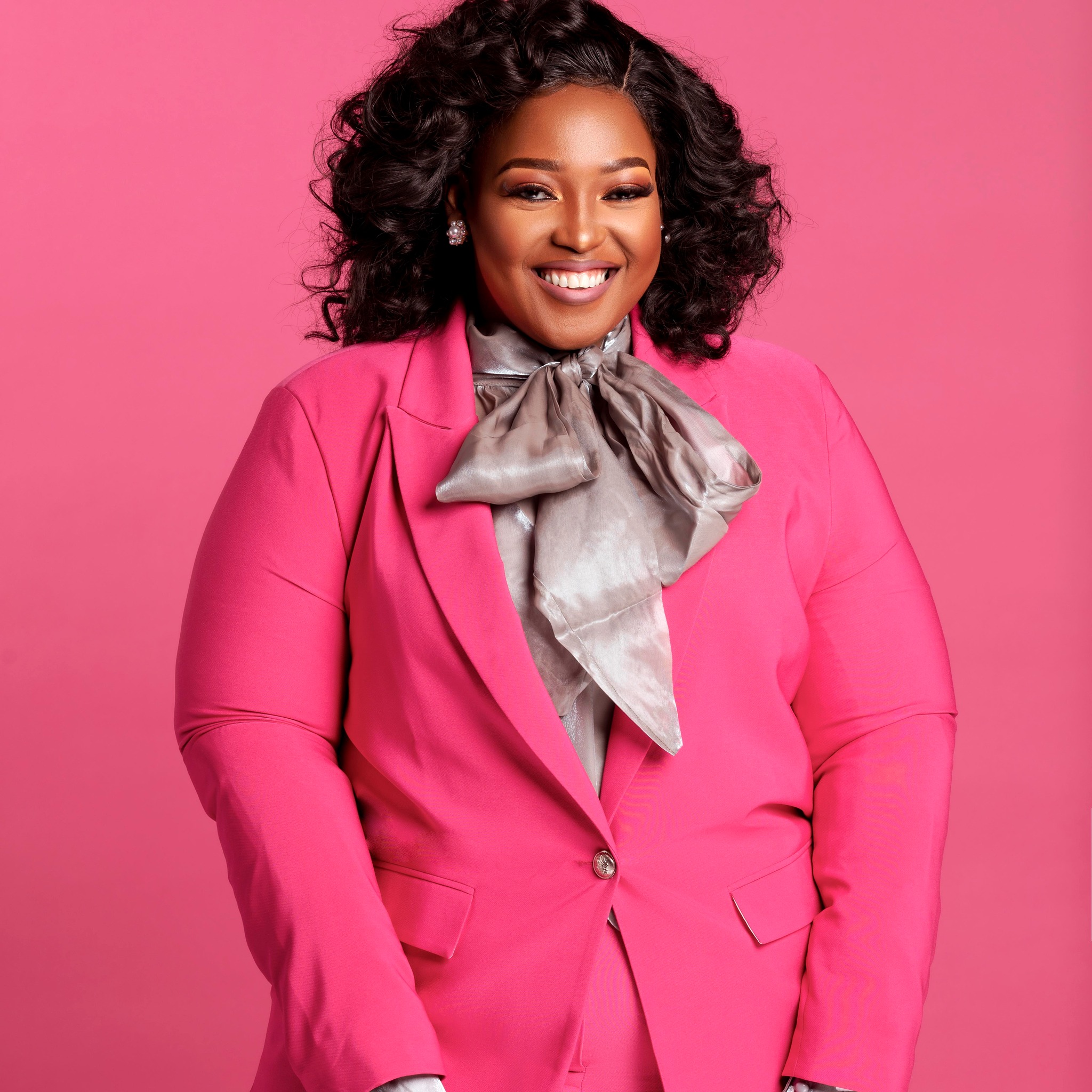  Ntokozo Mbambo – Oh Come Let Us Adore Him