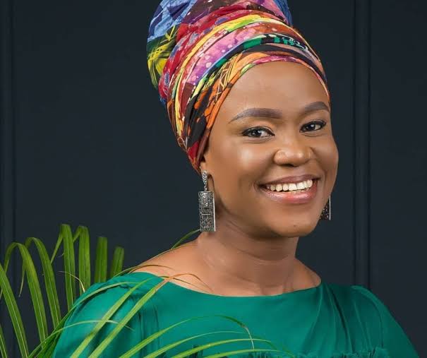 Shola Allyson Biography